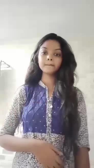 Bangladeshi Beautiful Cute Girl Bath(Frozen)(1)
