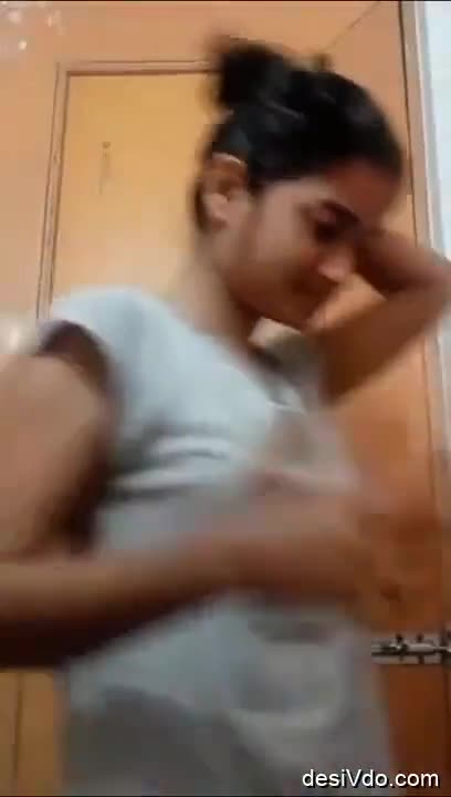 Beautiful Desi Girl 7 Min Desipremier(1)(1).mp4