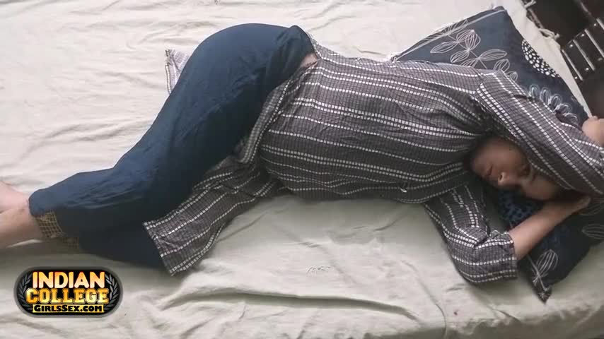 Indian_School_Teacher_Fucking_Young_Student_While_Pregnant(480P)