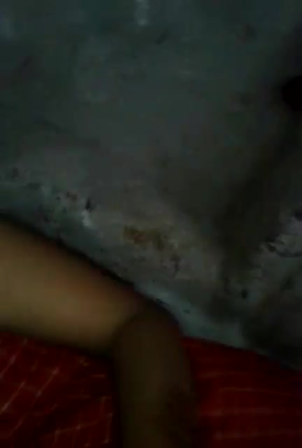 Newly_married_cute_cam_girl_loves_sucking_dick_in_bathroom