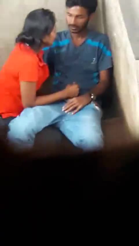 Srilankan girl blowjob and outdoor sex ride.mp4