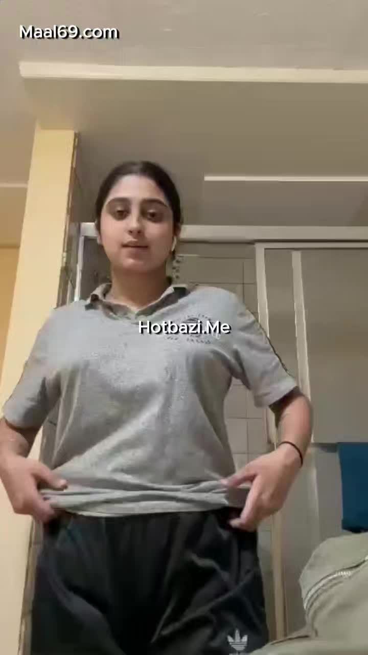 Watch Beautiful Hot Sexy Indian Babe Sucking - Maal69